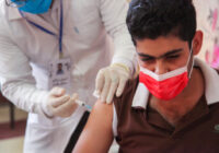 آغاز تزریق دوز سوم واکسن کرونا برای افراد بالای 18 سال